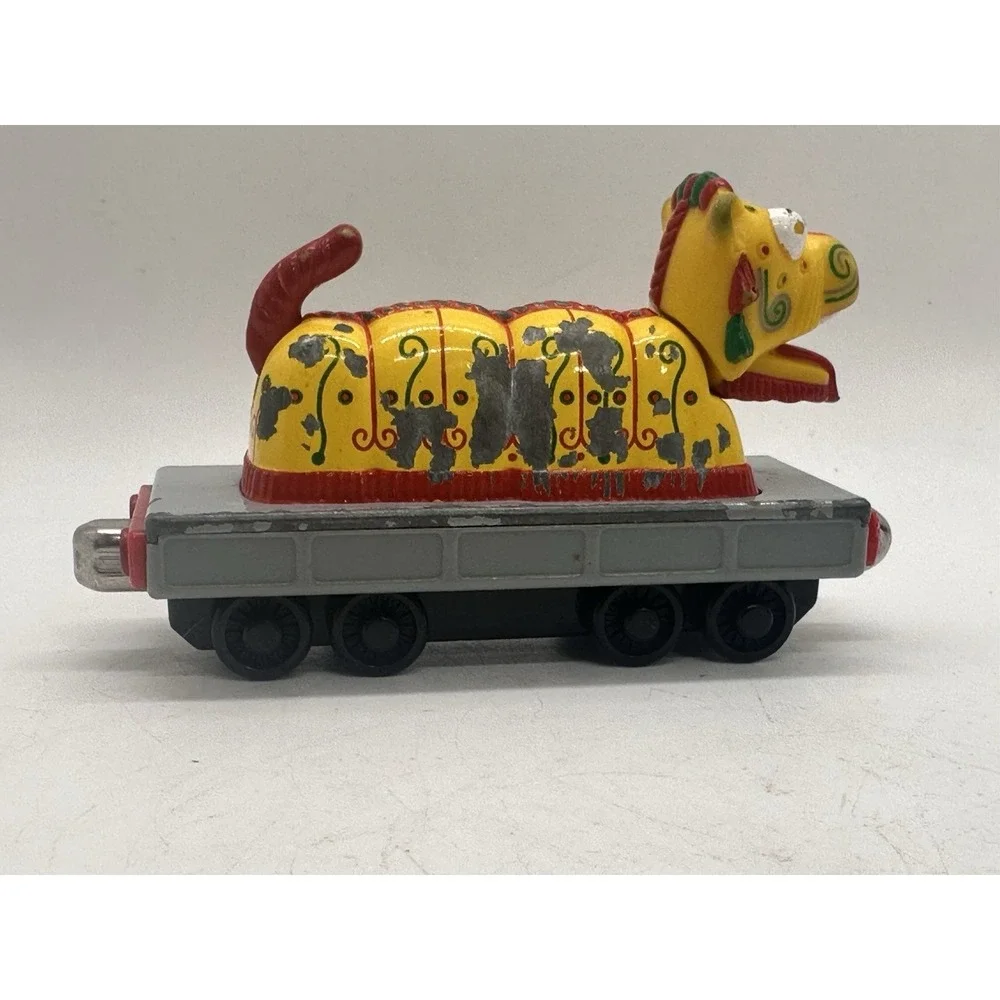 Thomas & Friends Chinese Dragon Cargo Car 2003 Learning Curve Take Along